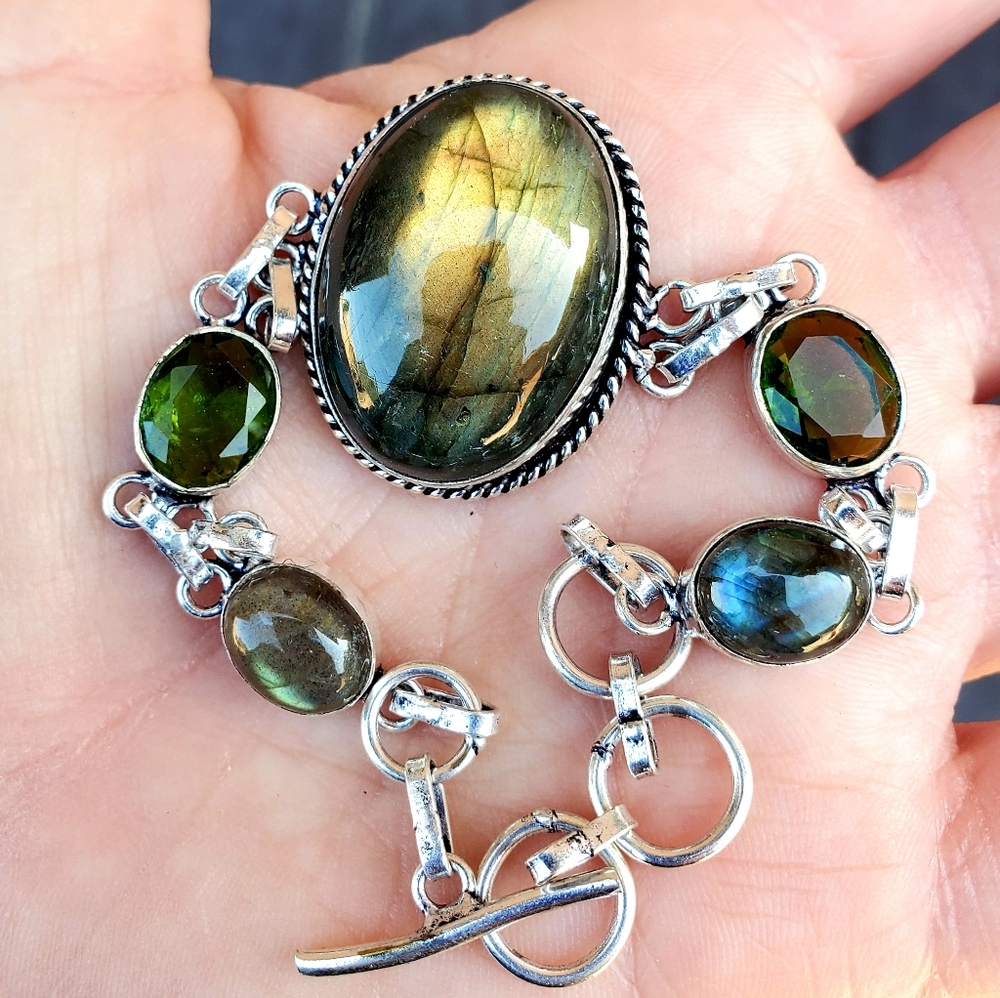 New Labradorite and Peridot Silver Bracelet.